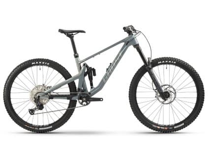 Celoodpružený horský bicykel Ghost Riot Am Cf 160/140 Pro 2025